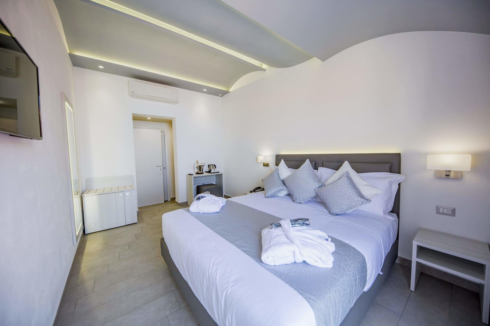 Ossuna Bay Hotel Boutique Cefalù Exterior foto